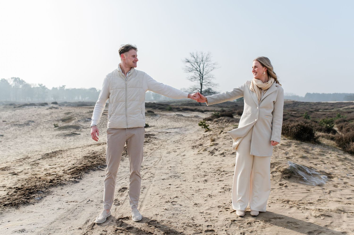 pre-weddingshoot gefotografeerd door christelijke trouwfotograaf t bluk Laren