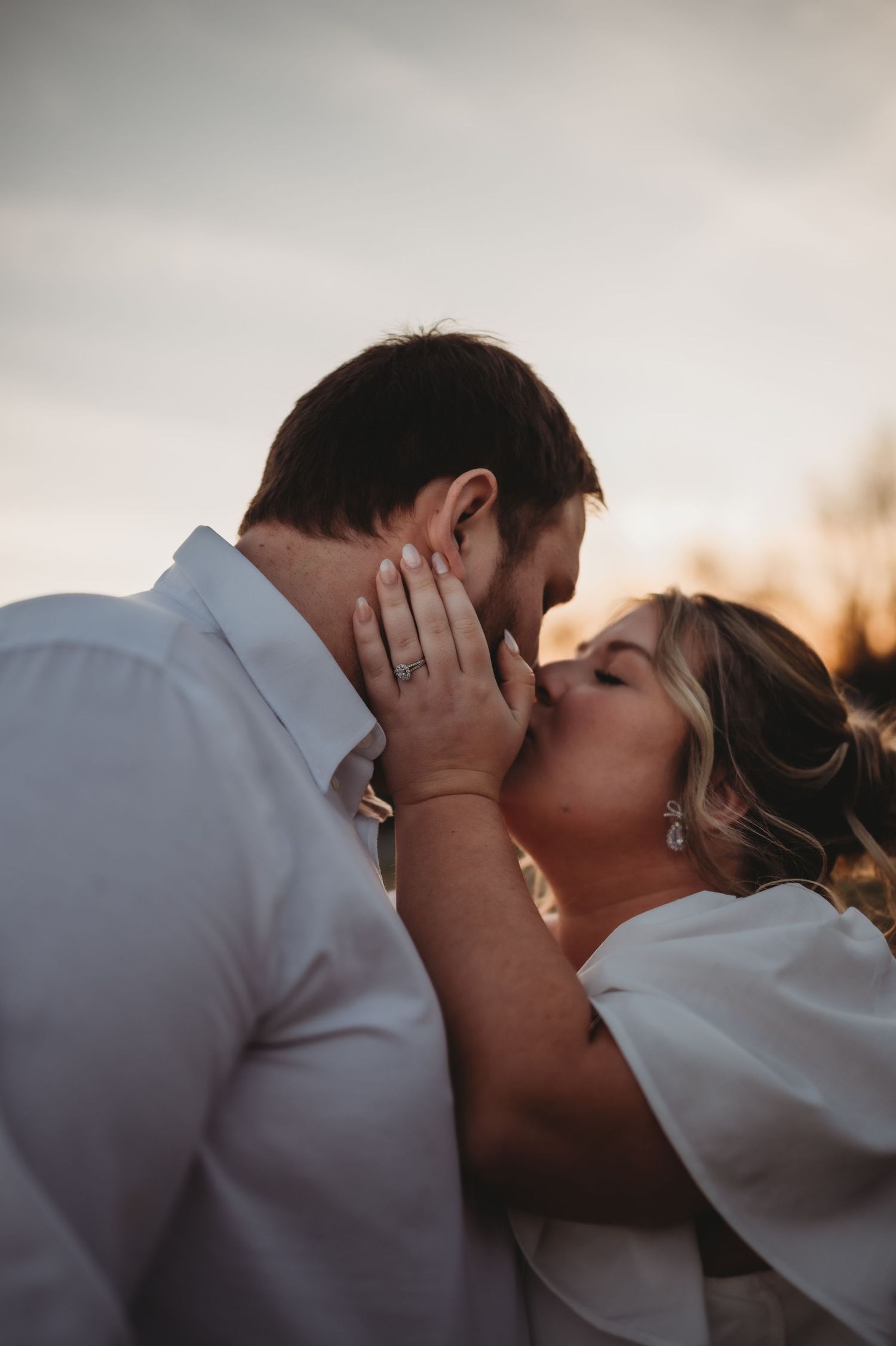 couple photo, golden hour, on the water