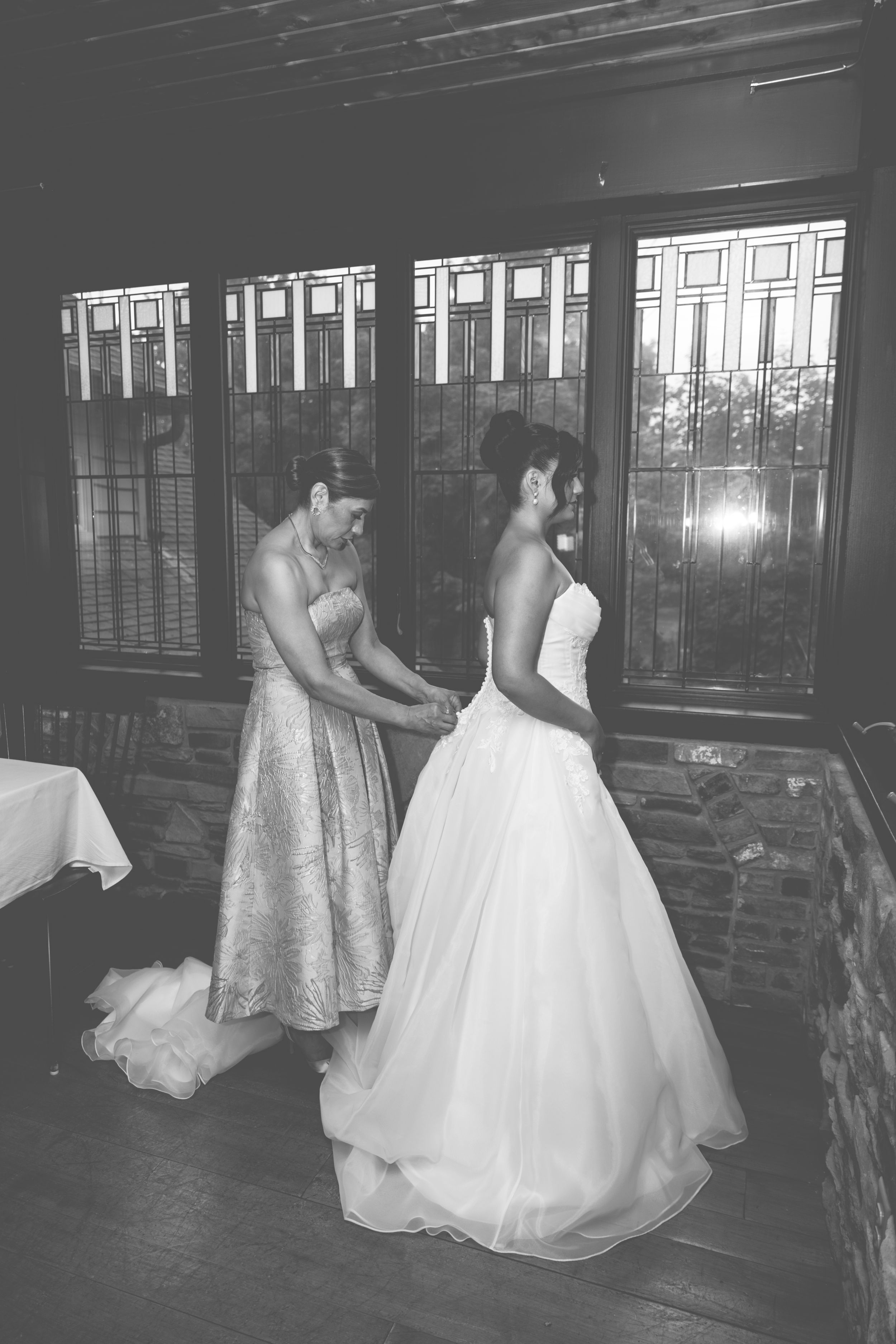 Mom & Bride Moments - NJ wedding photographer