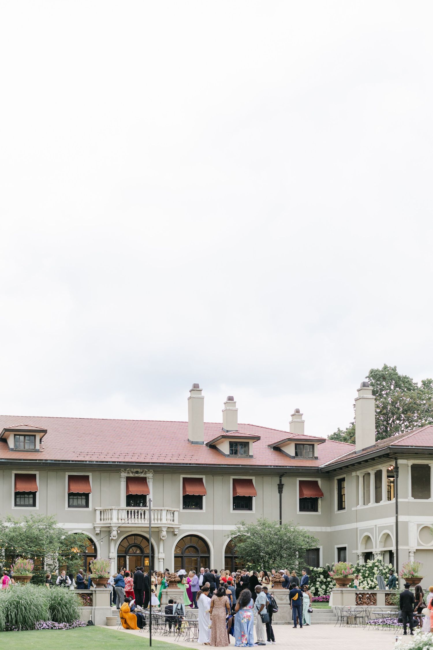 The Armour House Wedding in Lake Forest, IL - Cocktail Hour Guest Style