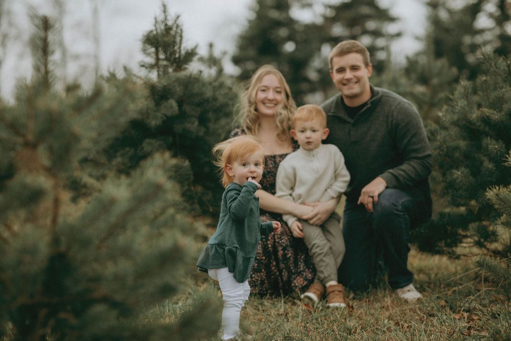 Christmas Tree Farm mini sessions Blairsville PA Indiana PA family photography Holiday winter portraits, M&M's Tree Farm m&m farm, saltsburg