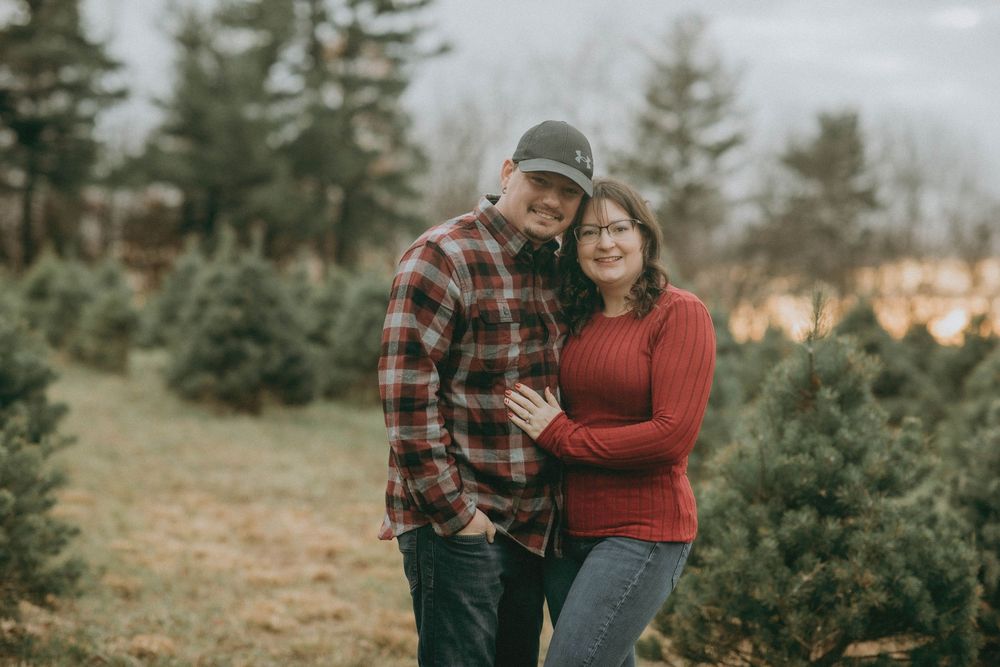 Christmas Tree Farm mini sessions Blairsville PA Indiana PA family photography Holiday winter portraits, M&M's Tree Farm m&m farm, saltsburg