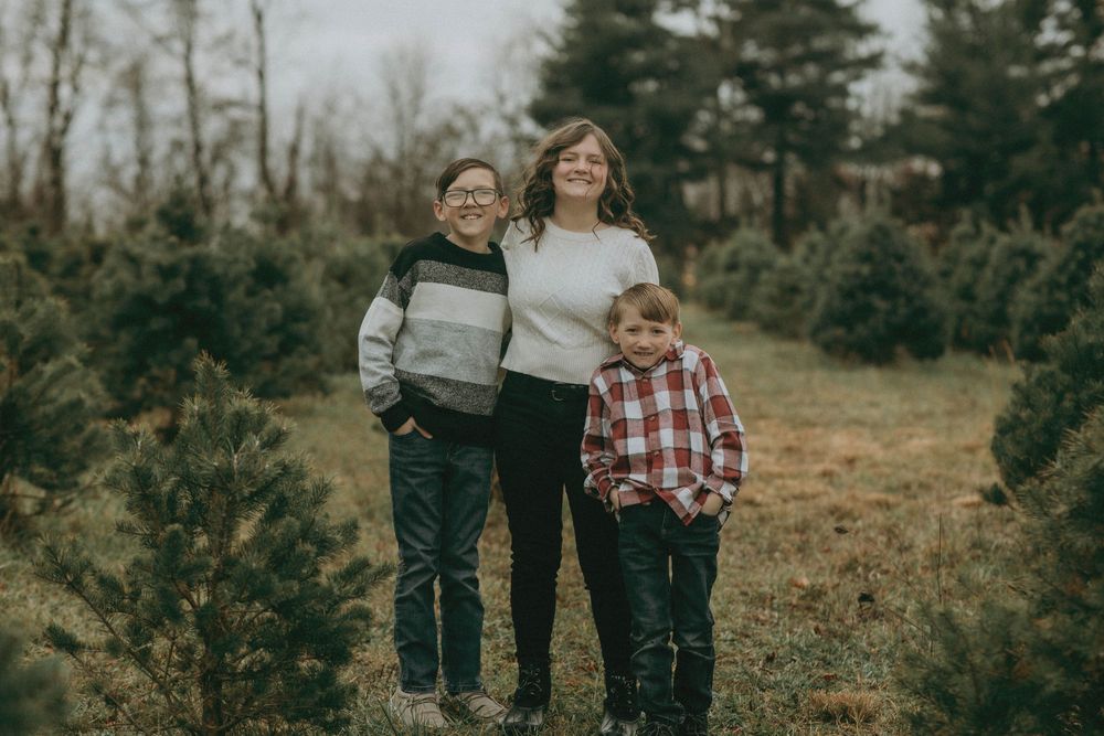 Christmas Tree Farm mini sessions Blairsville PA Indiana PA family photography Holiday winter portraits, M&M's Tree Farm m&m farm, saltsburg