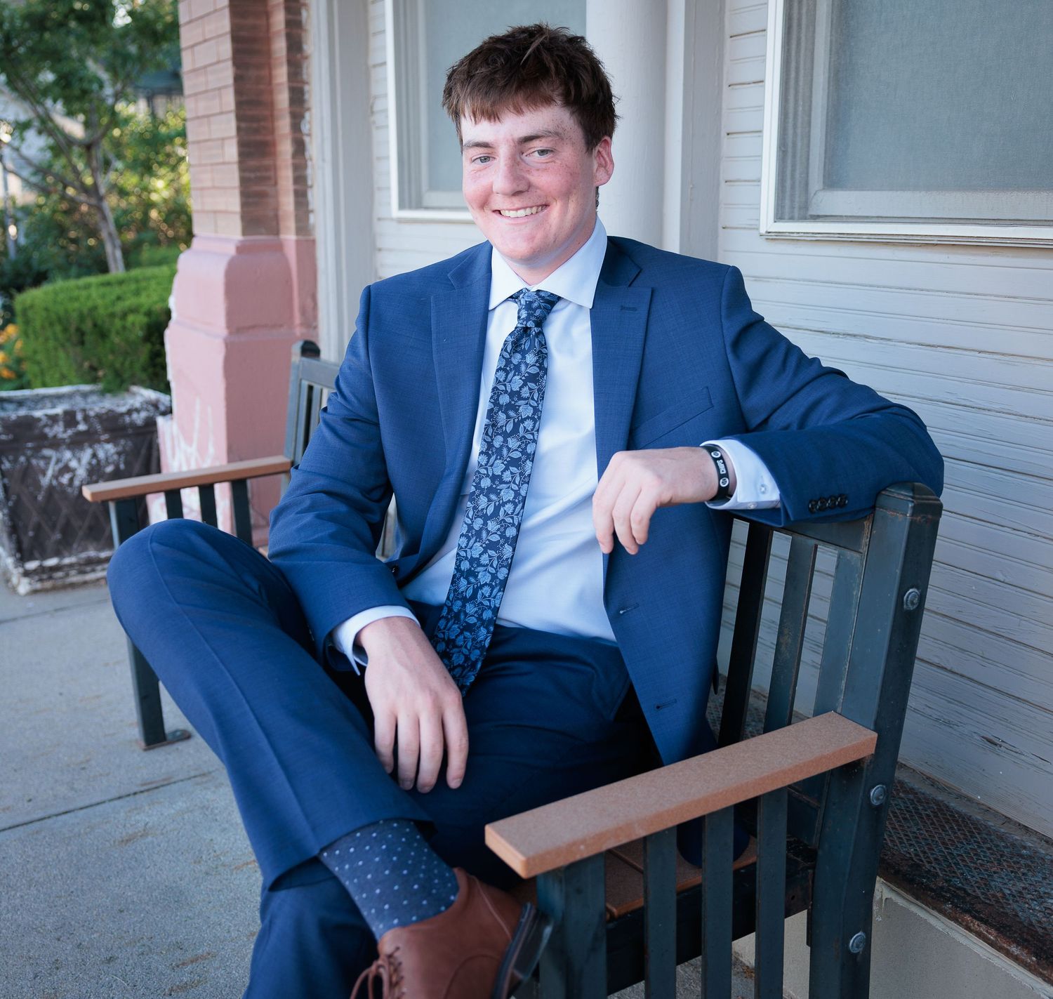 Senior Photo Session at Zorinsky Lake in Omaha, NE