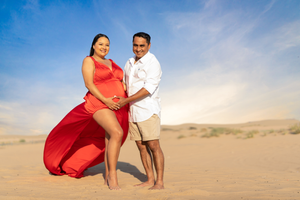 Experience the most elegant maternity photoshoot in Dubai with MohaStudio.
the best maternity photography experiences in Dubai and the UAE