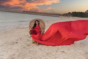 Experience the most elegant maternity photoshoot in Dubai with MohaStudio.
the best maternity photography experiences in Dubai and the UAE
