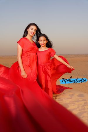Experience the most elegant maternity photoshoot in Dubai with MohaStudio.
the best maternity photography experiences in Dubai and the UAE