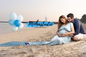 Experience the most elegant maternity photoshoot in Dubai with MohaStudio.
the best maternity photography experiences in Dubai and the UAE
