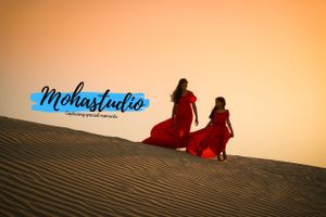 Experience the most elegant maternity photoshoot in Dubai with MohaStudio.
the best maternity photography experiences in Dubai and the UAE