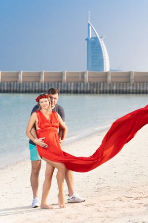 Experience the most elegant maternity photoshoot in Dubai with MohaStudio.
the best maternity photography experiences in Dubai and the UAE