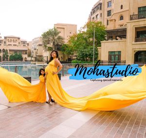 Experience the most elegant maternity photoshoot in Dubai with MohaStudio.
the best maternity photography experiences in Dubai and the UAE