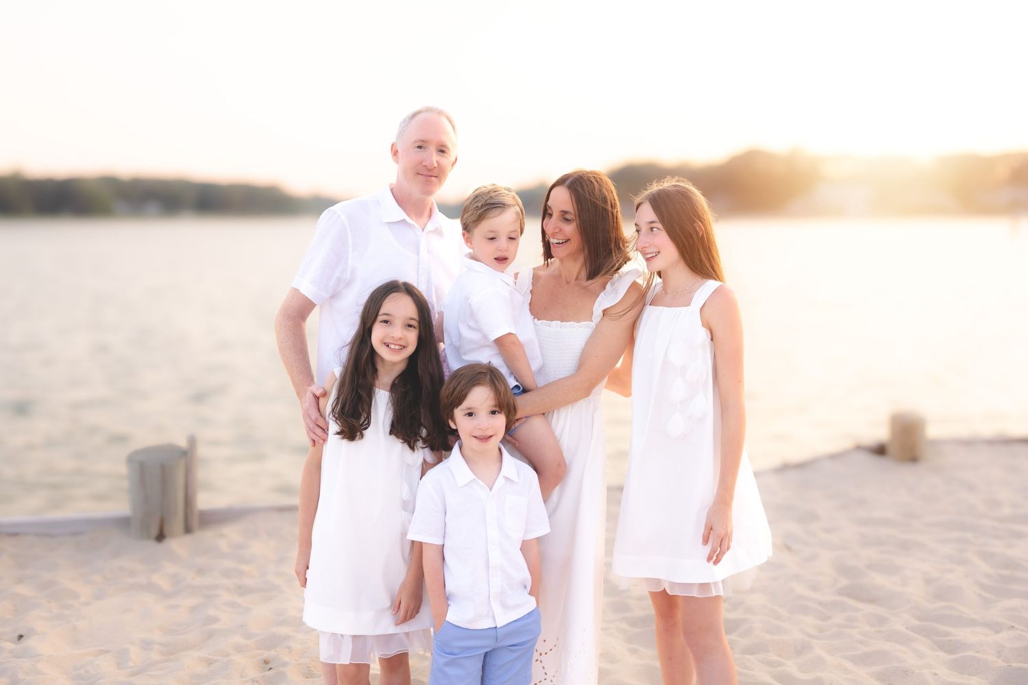 best Long Island family photographer, best Nassau county family photographer, Long Island beach photo shoot mini sessions, li family photos