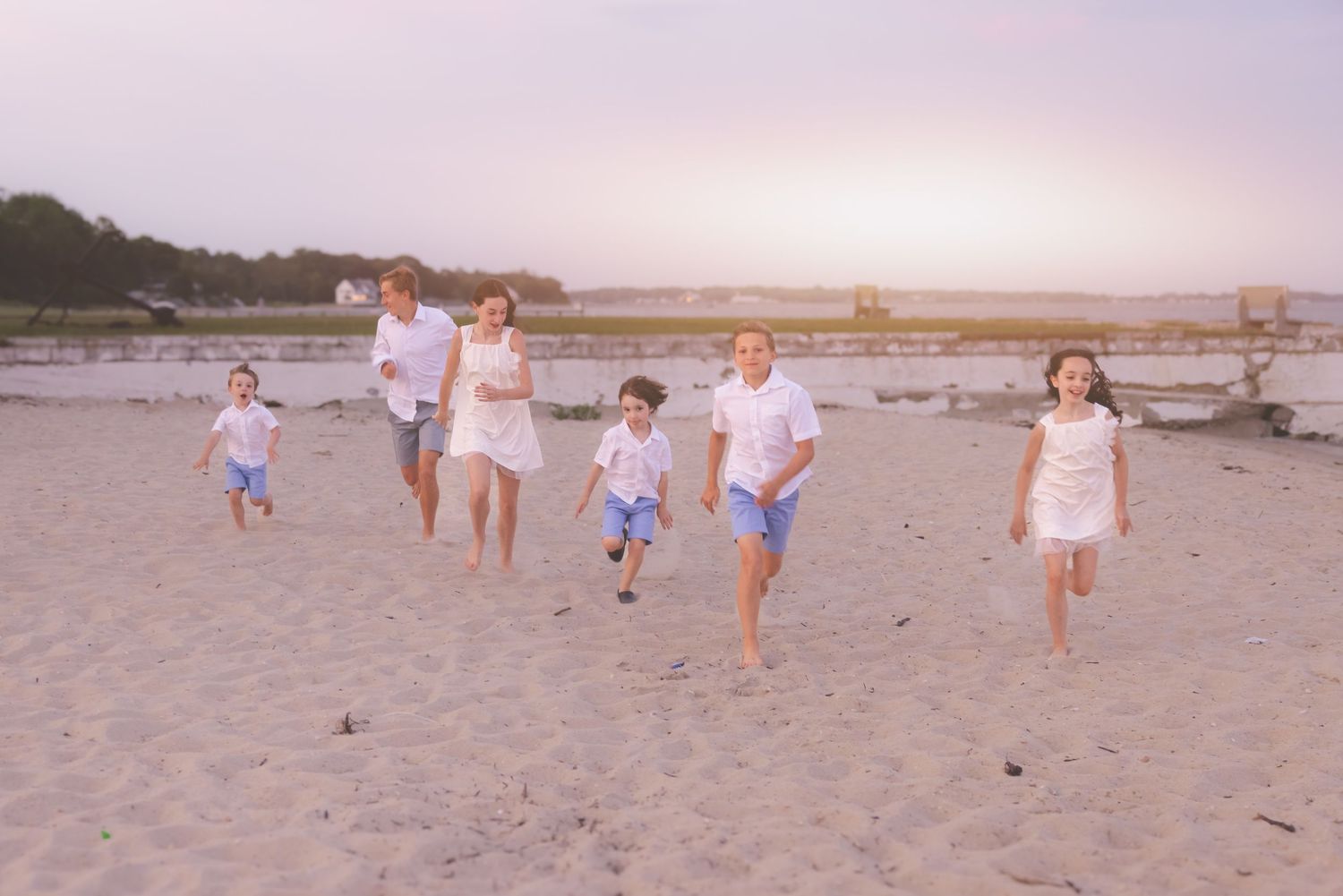 best Long Island family photographer, best Nassau county family photographer, Long Island beach photo shoot mini sessions, li family photos