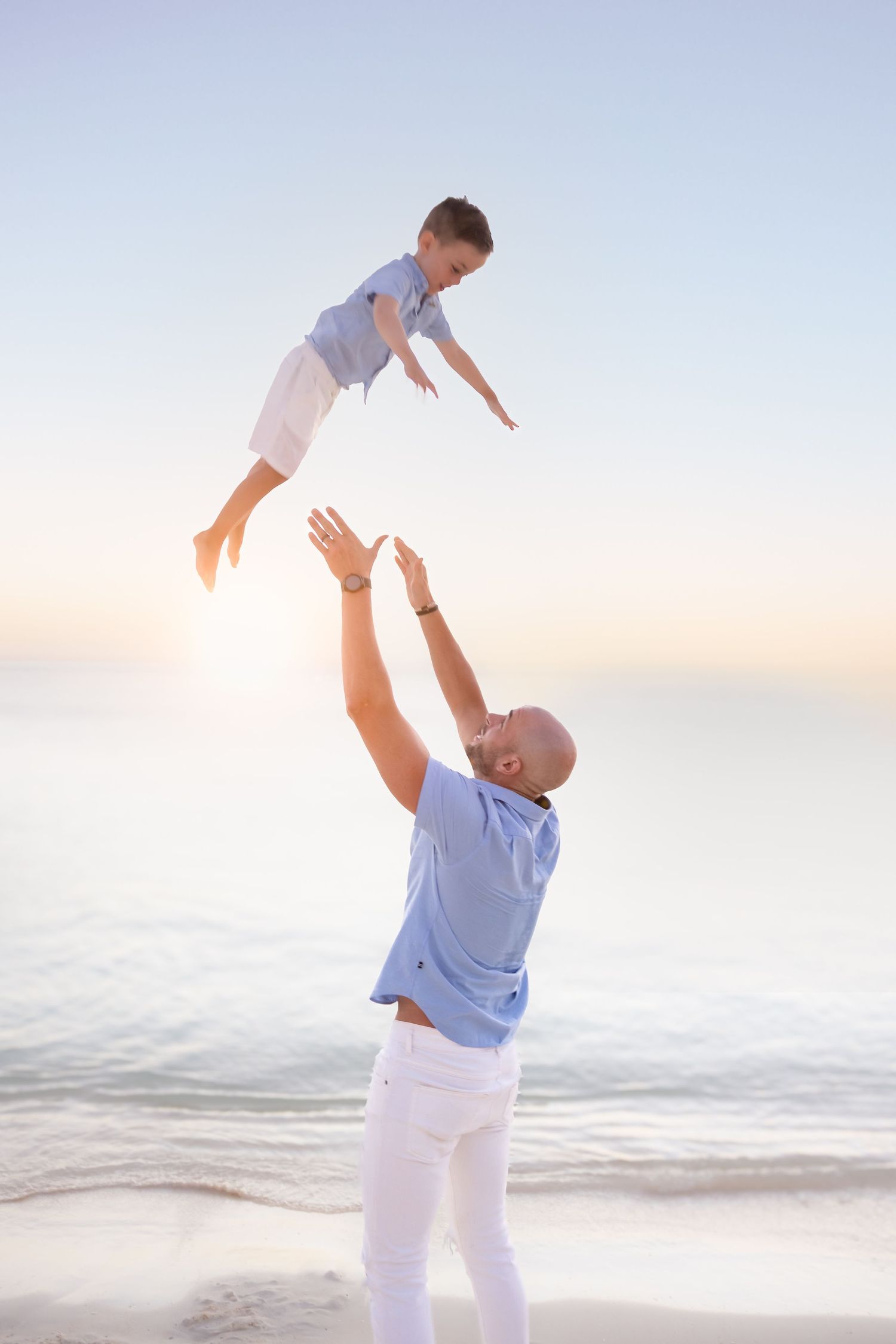 best Long Island family photographer, best Nassau county family photographer, Long Island beach photo shoot mini sessions, li family photos