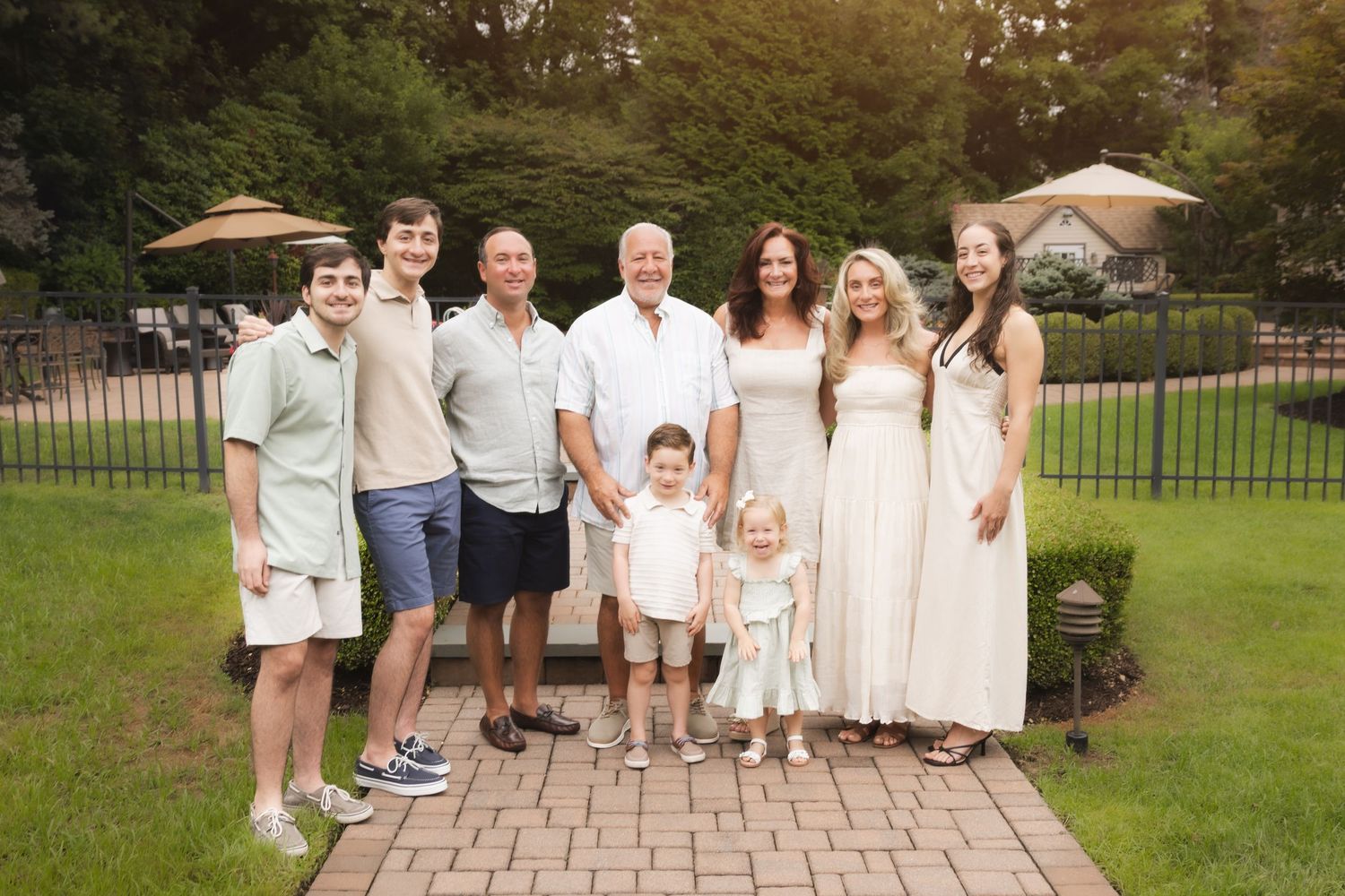 best Long Island family photographer, Long Island extended family photo shoot, Long Island outdoor family photographer, Nassau county photos