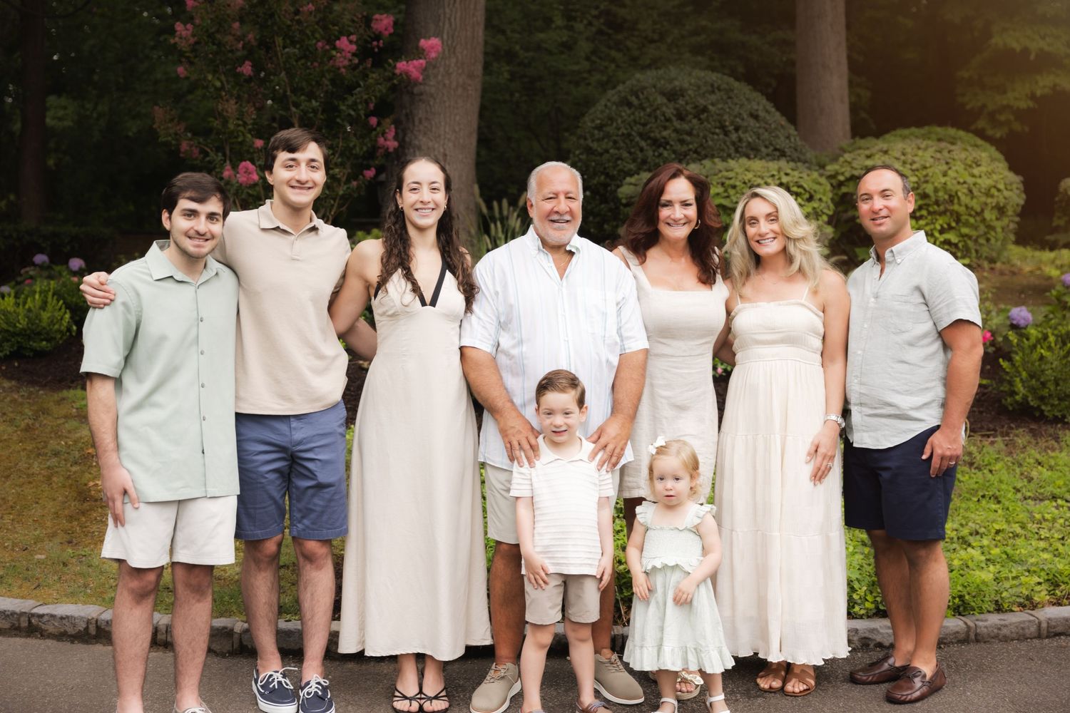 best Long Island family photographer, Long Island extended family photo shoot, Long Island outdoor family photographer, Nassau county photos