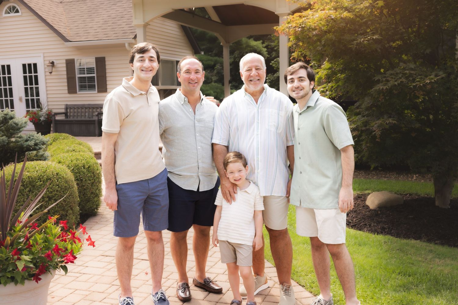 best Long Island family photographer, Long Island extended family photo shoot, Long Island outdoor family photographer, Nassau county photos