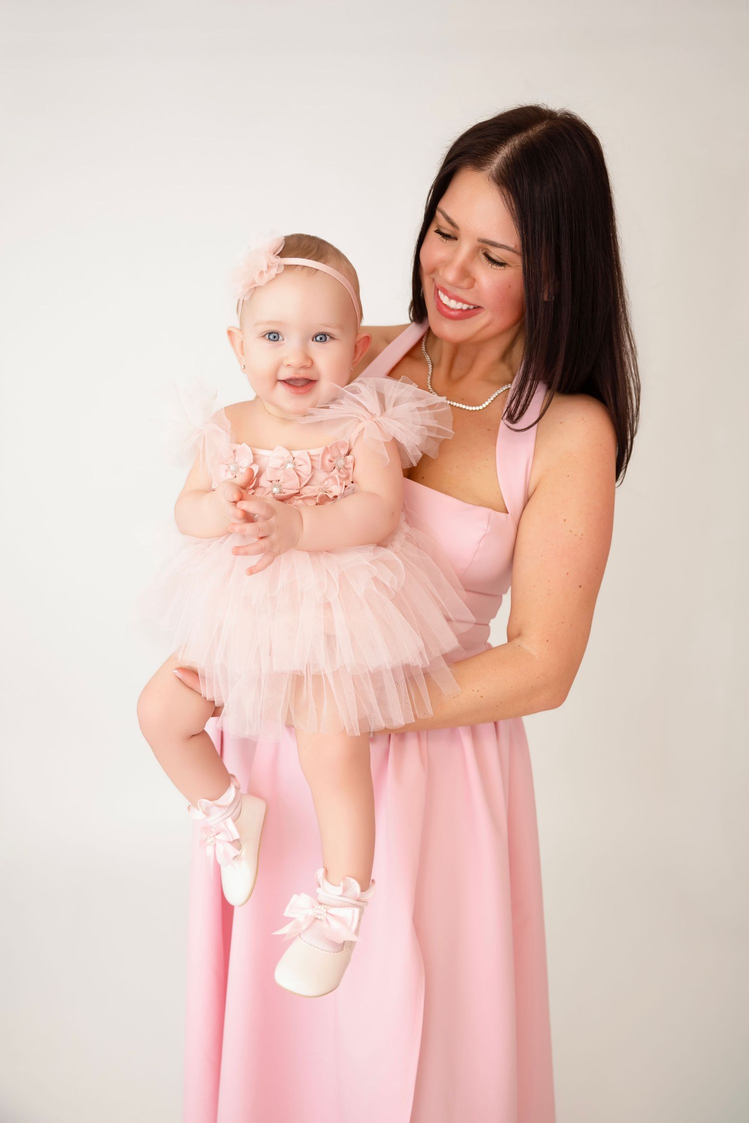 best Long Island family photographer, best Nassau county family photographer, Long Island mommy and me mini sessions, li family photos