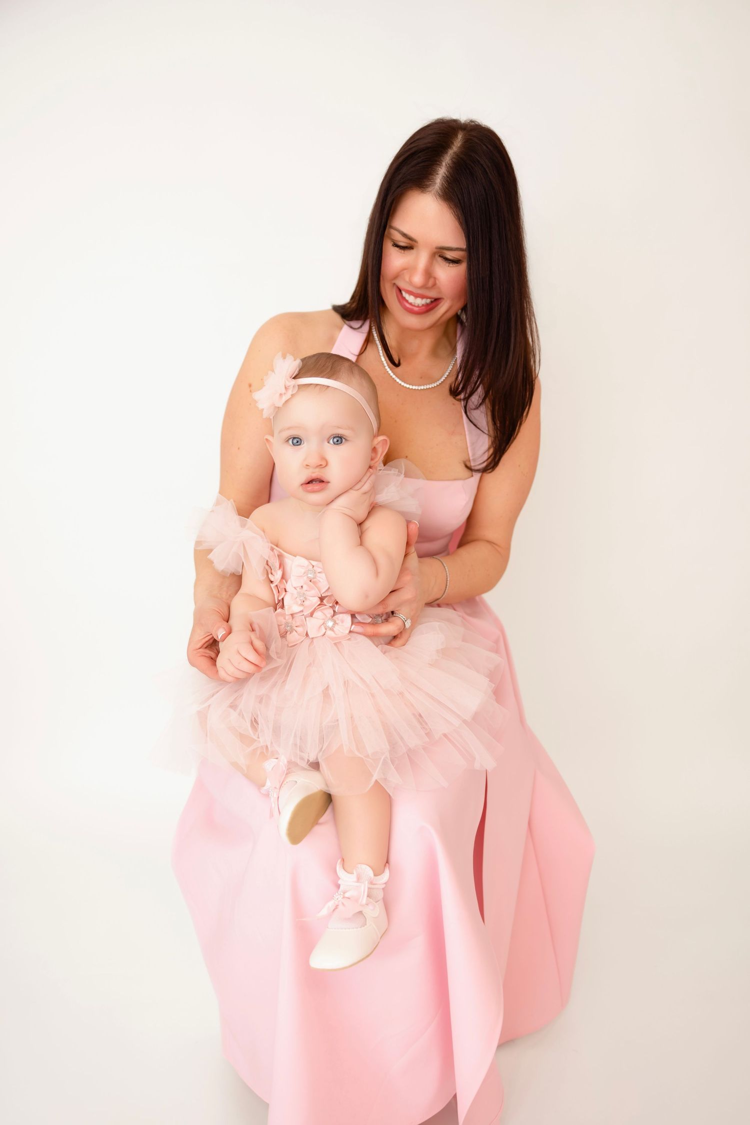 best Long Island family photographer, best Nassau county family photographer, Long Island mommy and me mini sessions, li family photos