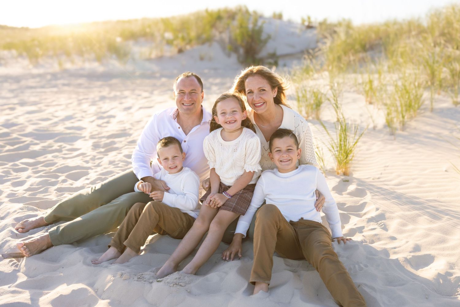 best Long Island family photographer, best Nassau county family photographer, Long Island beach photo shoot mini sessions, li family photos