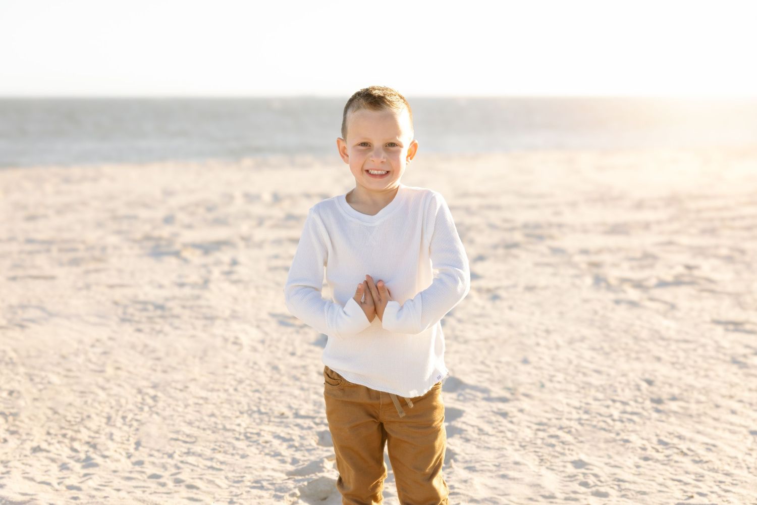 best Long Island family photographer, best Nassau county family photographer, Long Island beach photo shoot mini sessions, li family photos