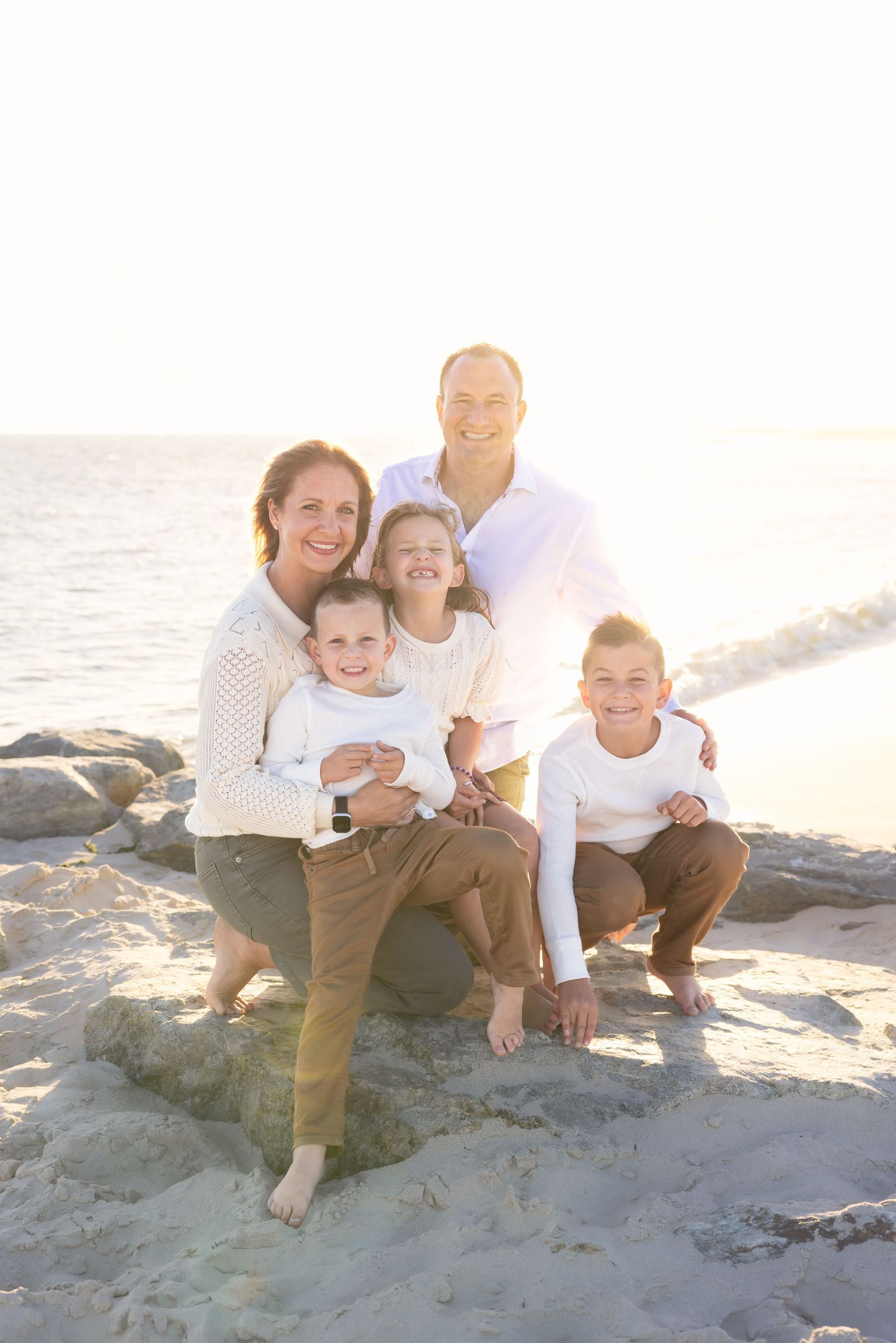 best Long Island family photographer, best Nassau county family photographer, Long Island beach photo shoot mini sessions, li family photos