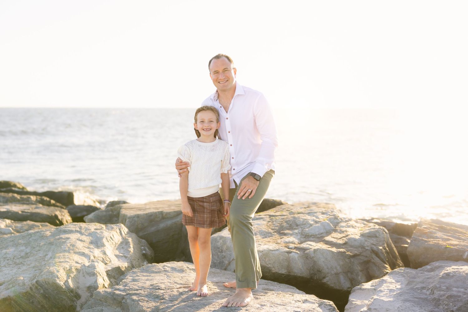 best Long Island family photographer, best Nassau county family photographer, Long Island beach photo shoot mini sessions, li family photos