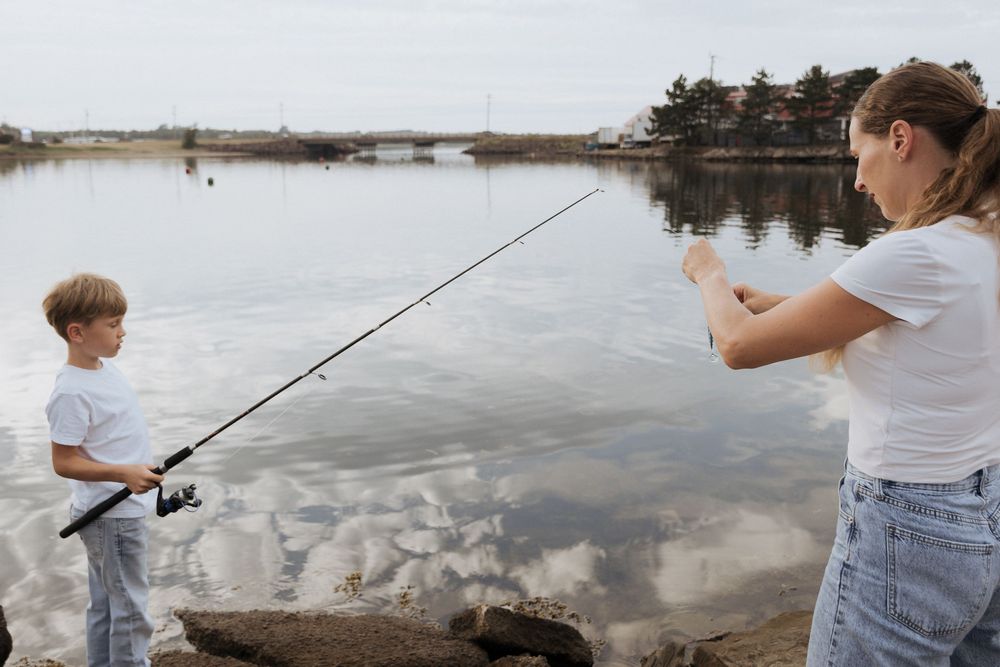 mom and son fishing photography, candid moment, authentic photography, trendy aesthetic photographer Moncton New Brunswick portraits
