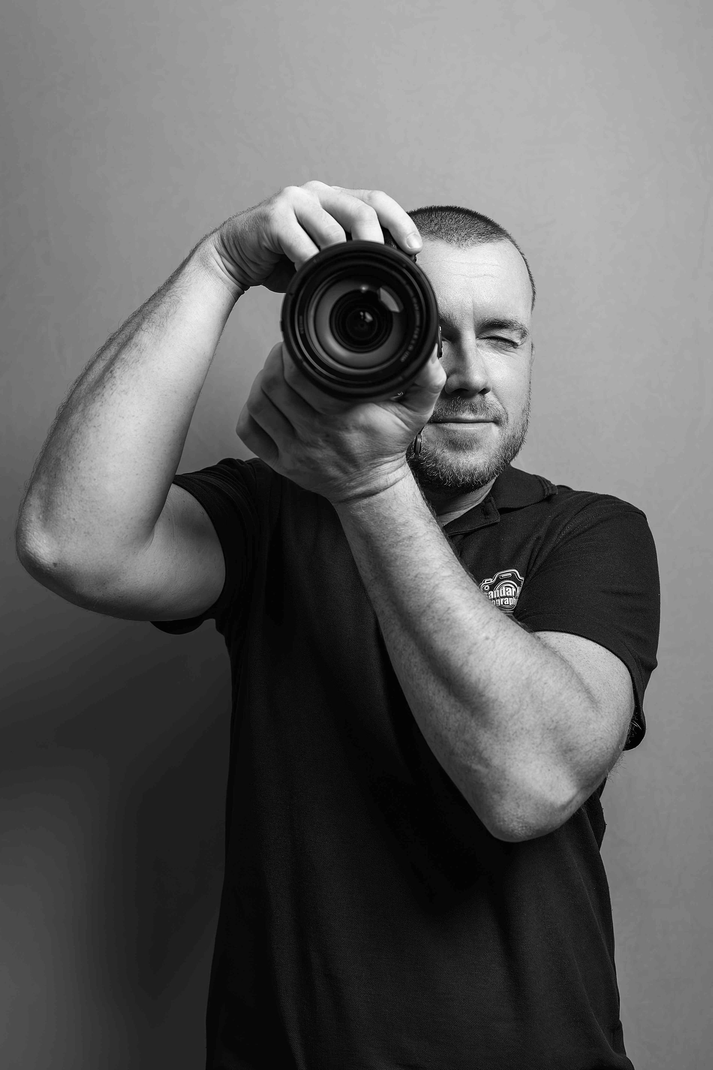 Портретна снимка на фотограф град Варна