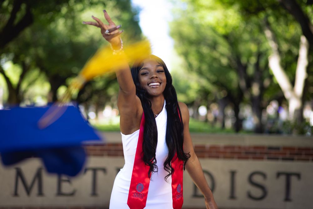 Dallas Fort Worth Senior Graduation Photographer