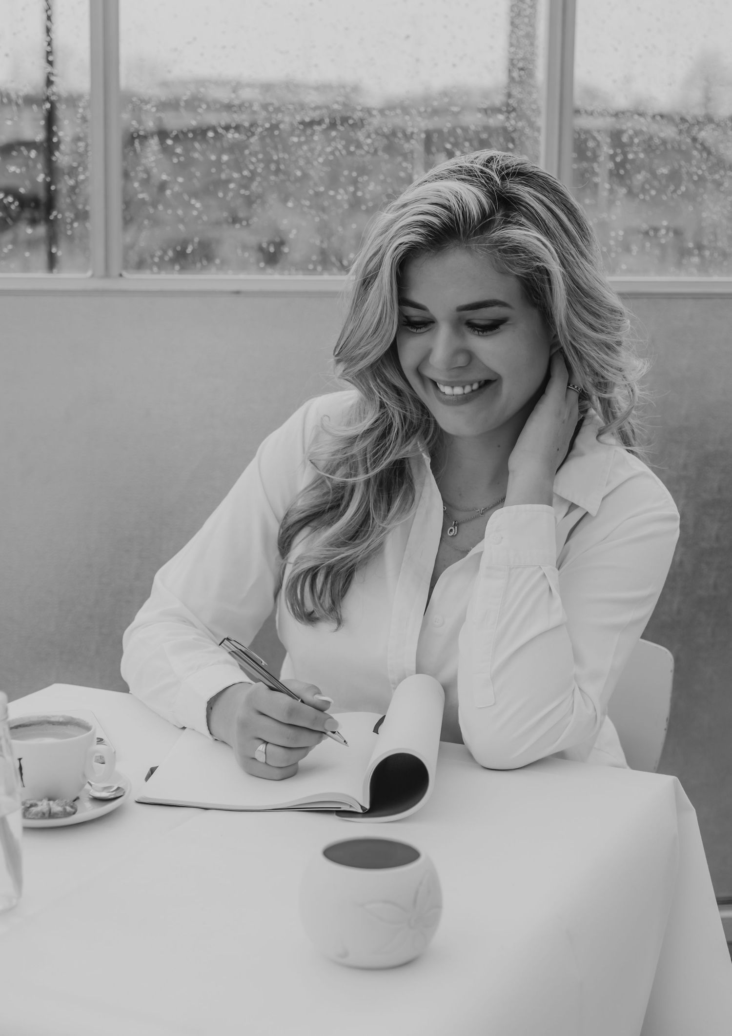 Bobbi Simone Branding