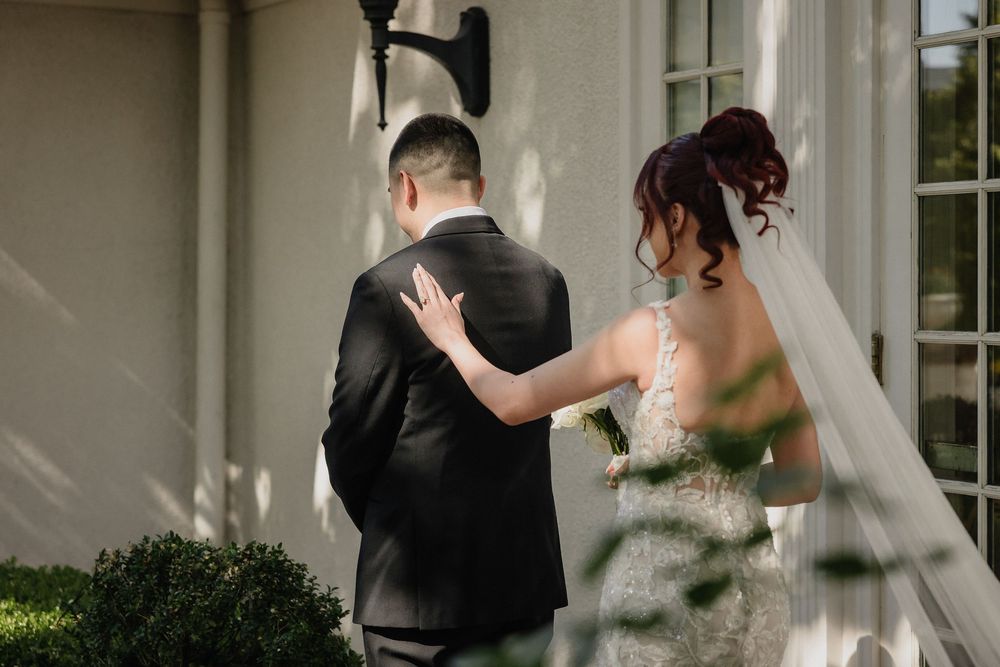 Romantic and intimate wedding first look for Sacramento wedding