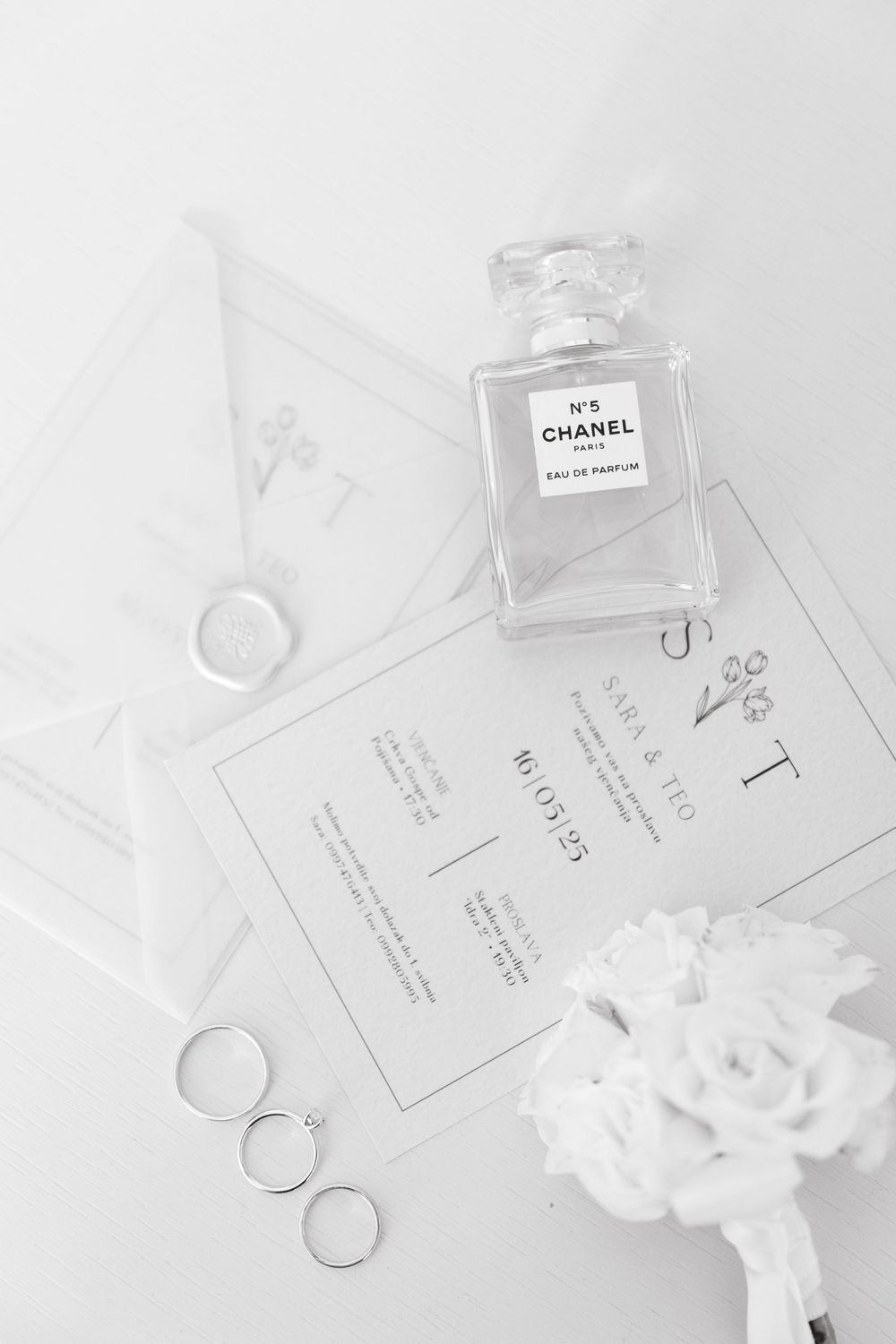 Authentic wedding moments in Croatia by a professional wedding photographer and videographer – Dubrovnik to Zagreb.