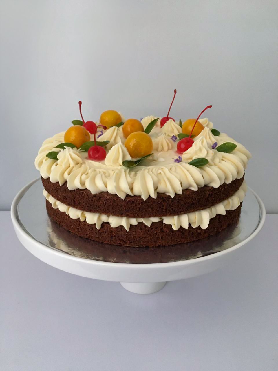 Flourish Bakery Howick bakes and delivers handmade cakes with fresh cream and fruit – the perfect gift for family and friends.