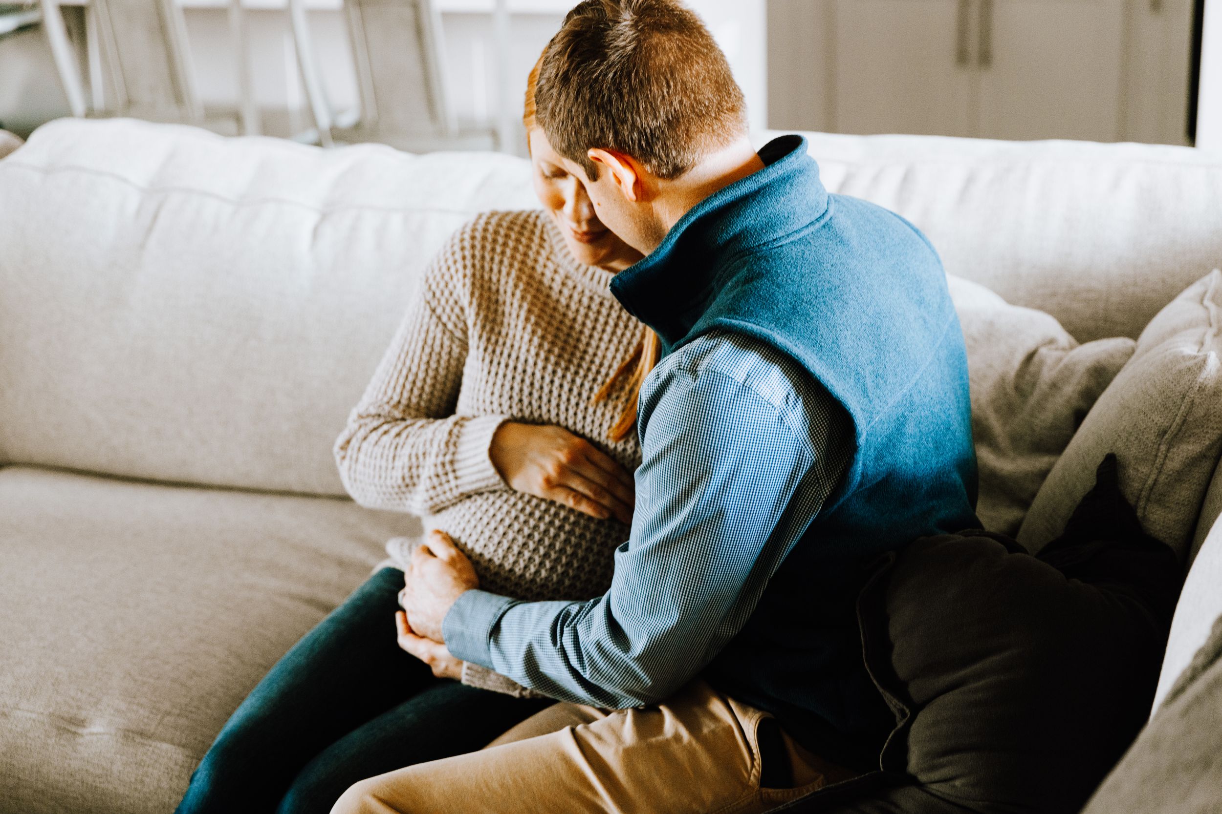 LIfestyle Maternity Photography session in home in Huntington Indiana
