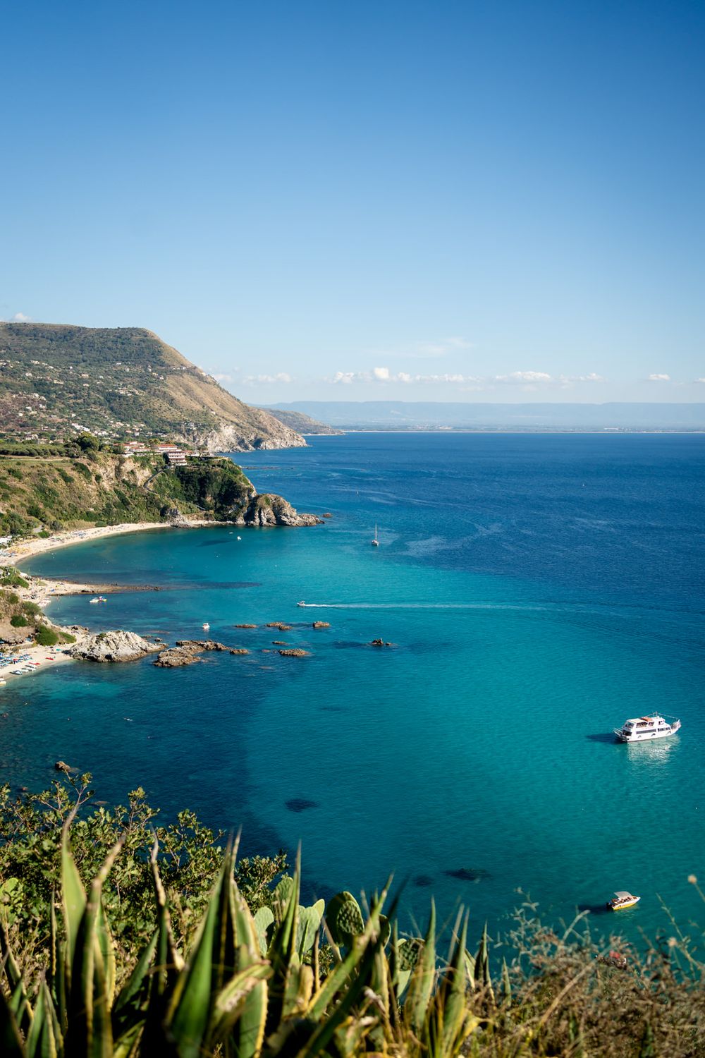 Wedding ceremony overlooking the Tyrrhenian Sea at Capo Vaticano, Calabria