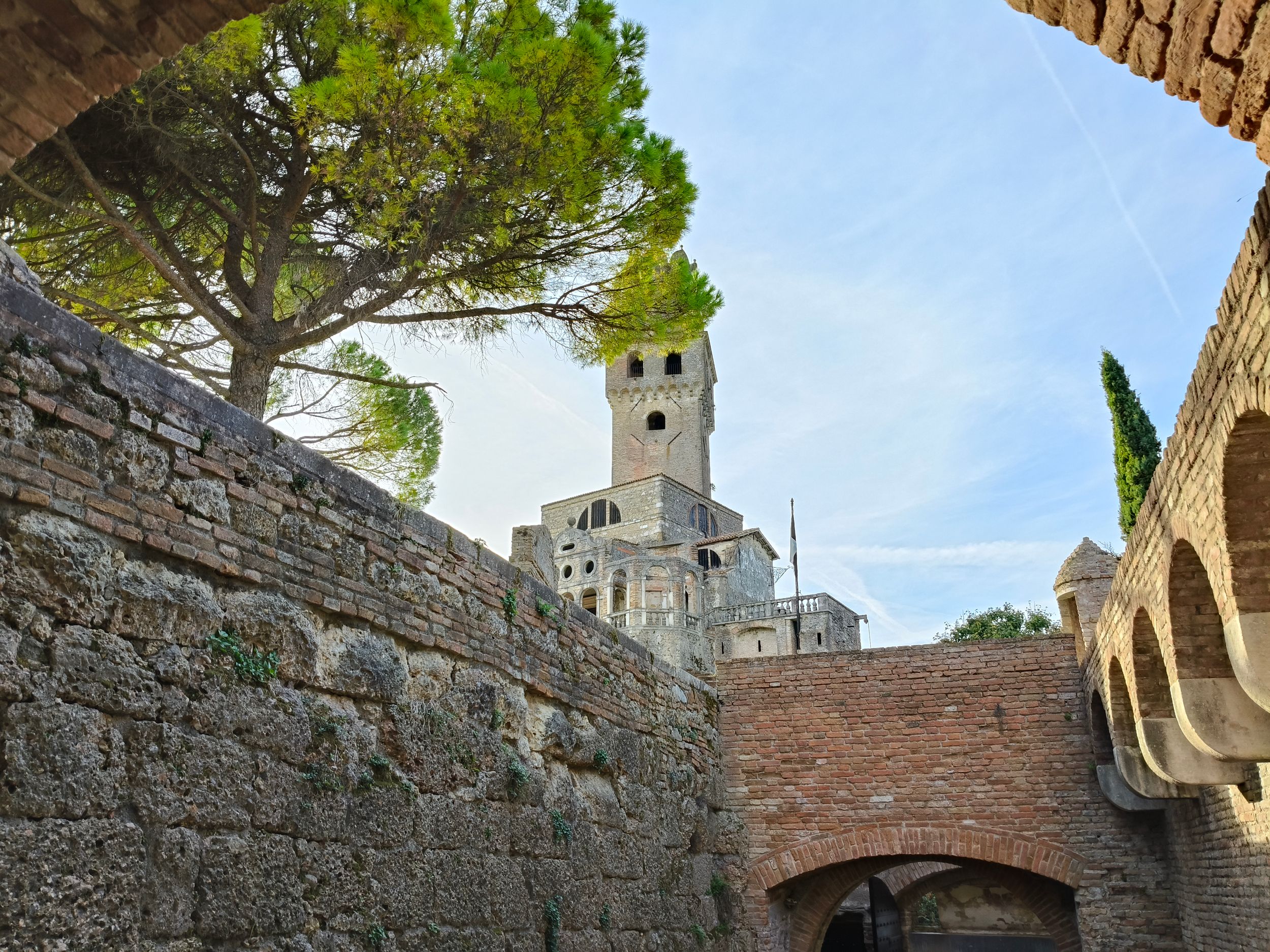 San Salvatore Castle
