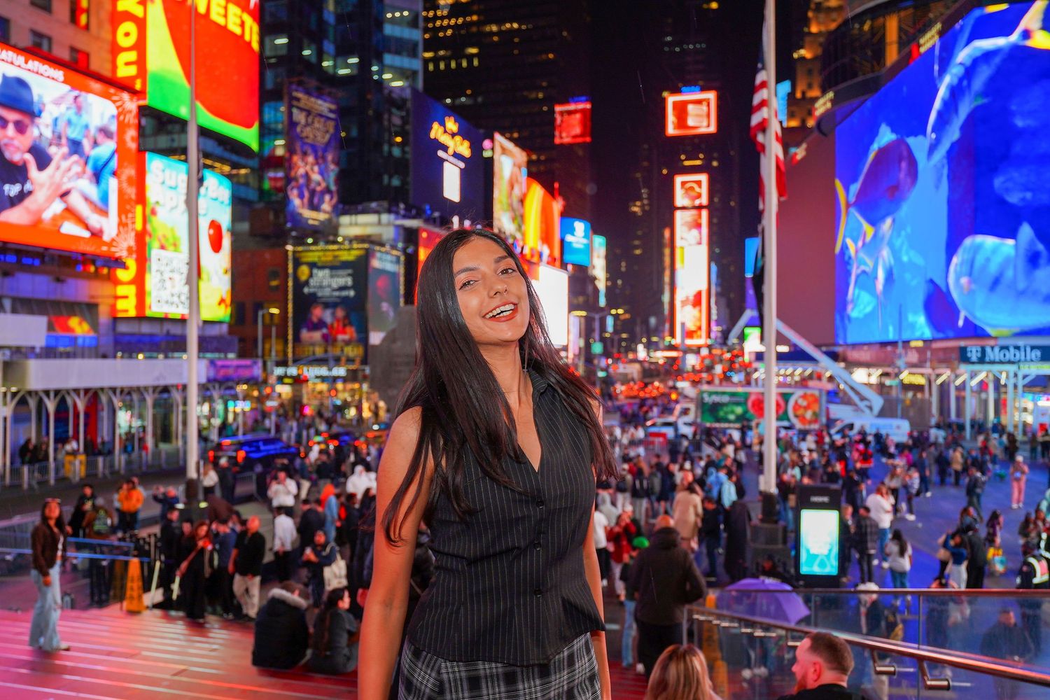 arabic lady at times square