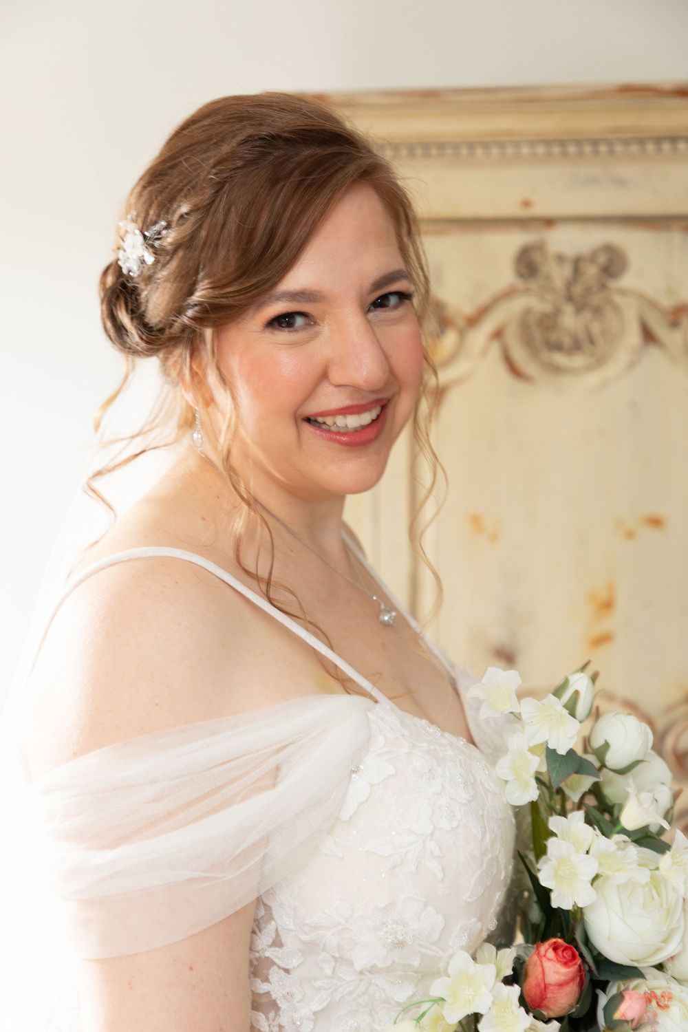 Editorial style wedding photographer in Tampa, Clearwater, St Pete, Sarasota, Naples, and Dunedin, Florida