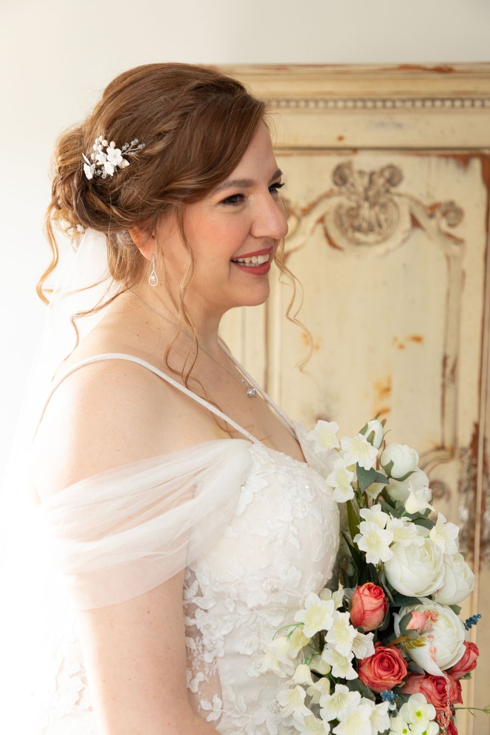 Editorial style wedding photographer in Tampa, Clearwater, St Pete, Sarasota, Naples, and Dunedin, Florida