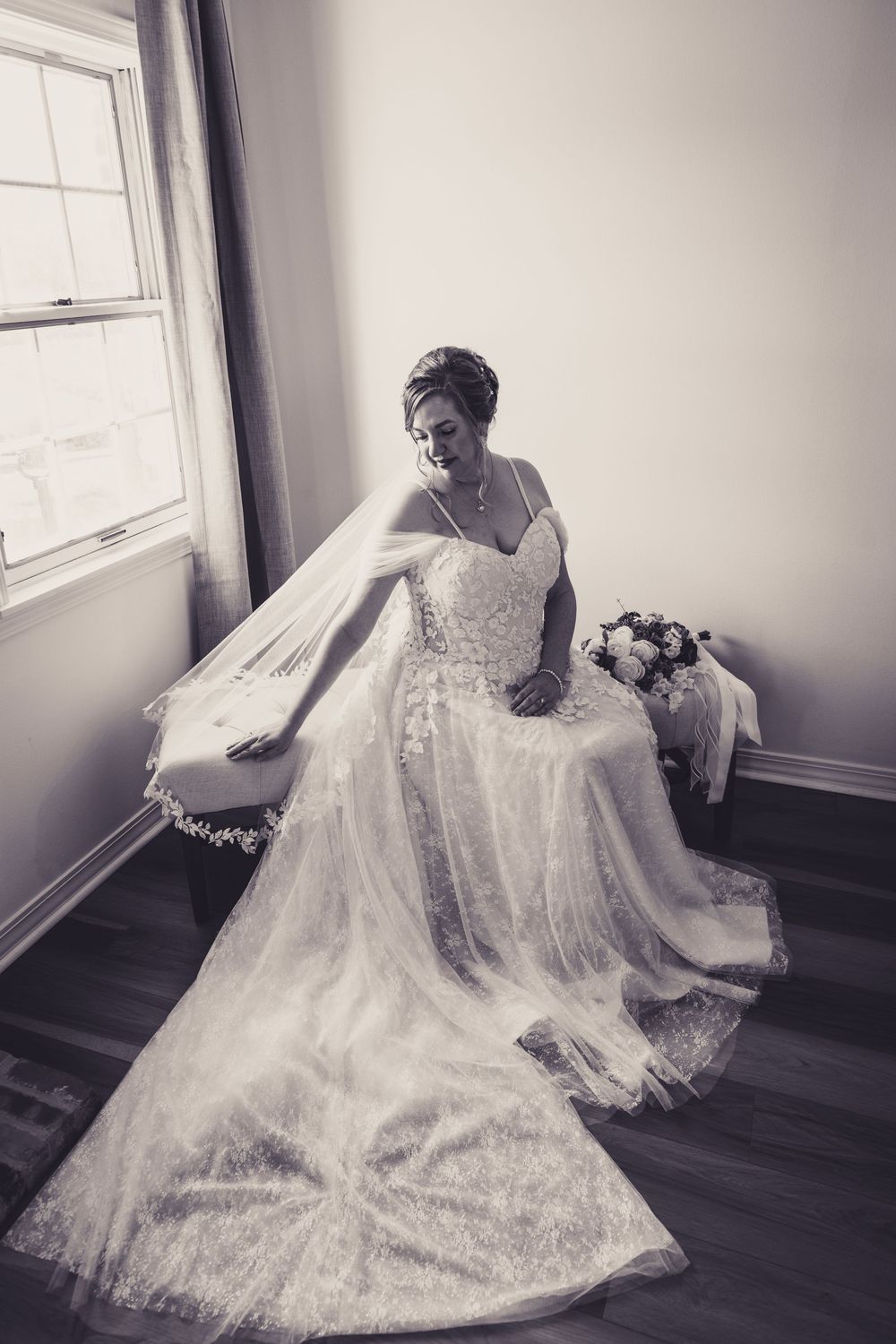 Editorial style wedding photographer in Tampa, Clearwater, St Pete, Sarasota, Naples, and Dunedin, Florida