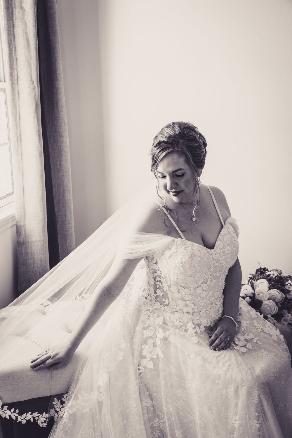 Editorial style wedding photographer in Tampa, Clearwater, St Pete, Sarasota, Naples, and Dunedin, Florida