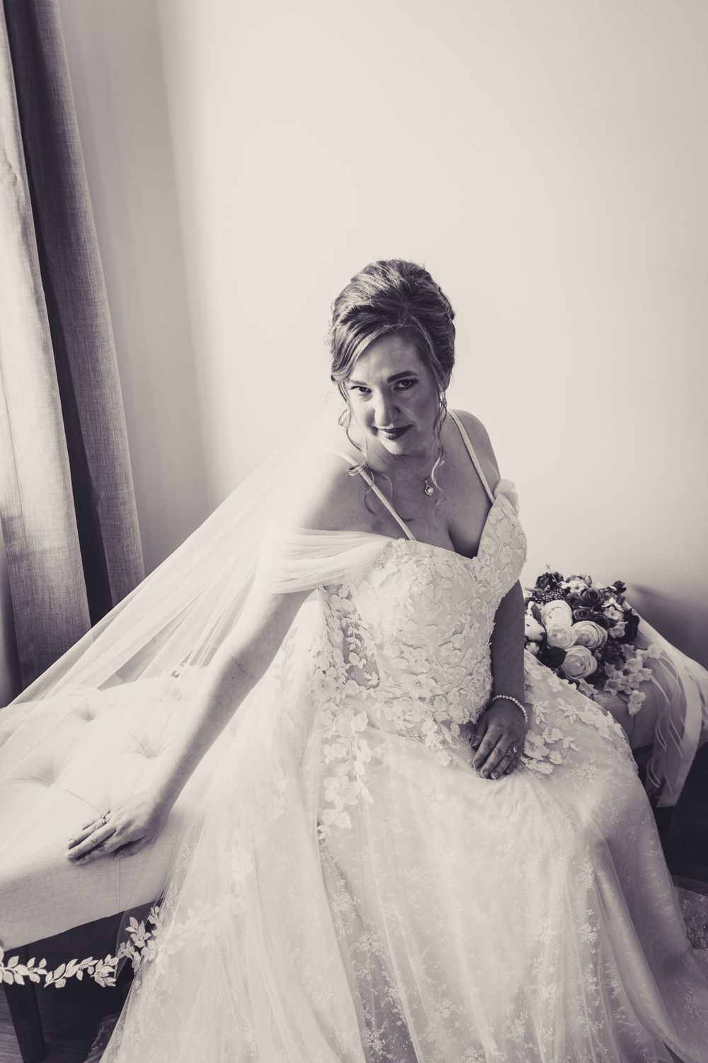 Editorial style wedding photographer in Tampa, Clearwater, St Pete, Sarasota, Naples, and Dunedin, Florida