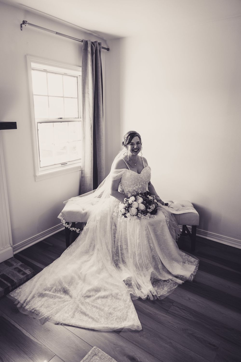 Editorial style wedding photographer in Tampa, Clearwater, St Pete, Sarasota, Naples, and Dunedin, Florida