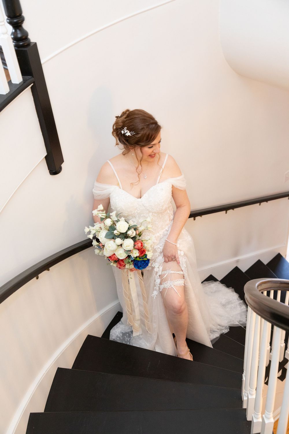 Editorial style wedding photographer in Tampa, Clearwater, St Pete, Sarasota, Naples, and Dunedin, Florida