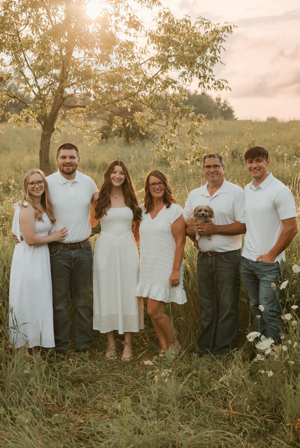 sunset family photos in field