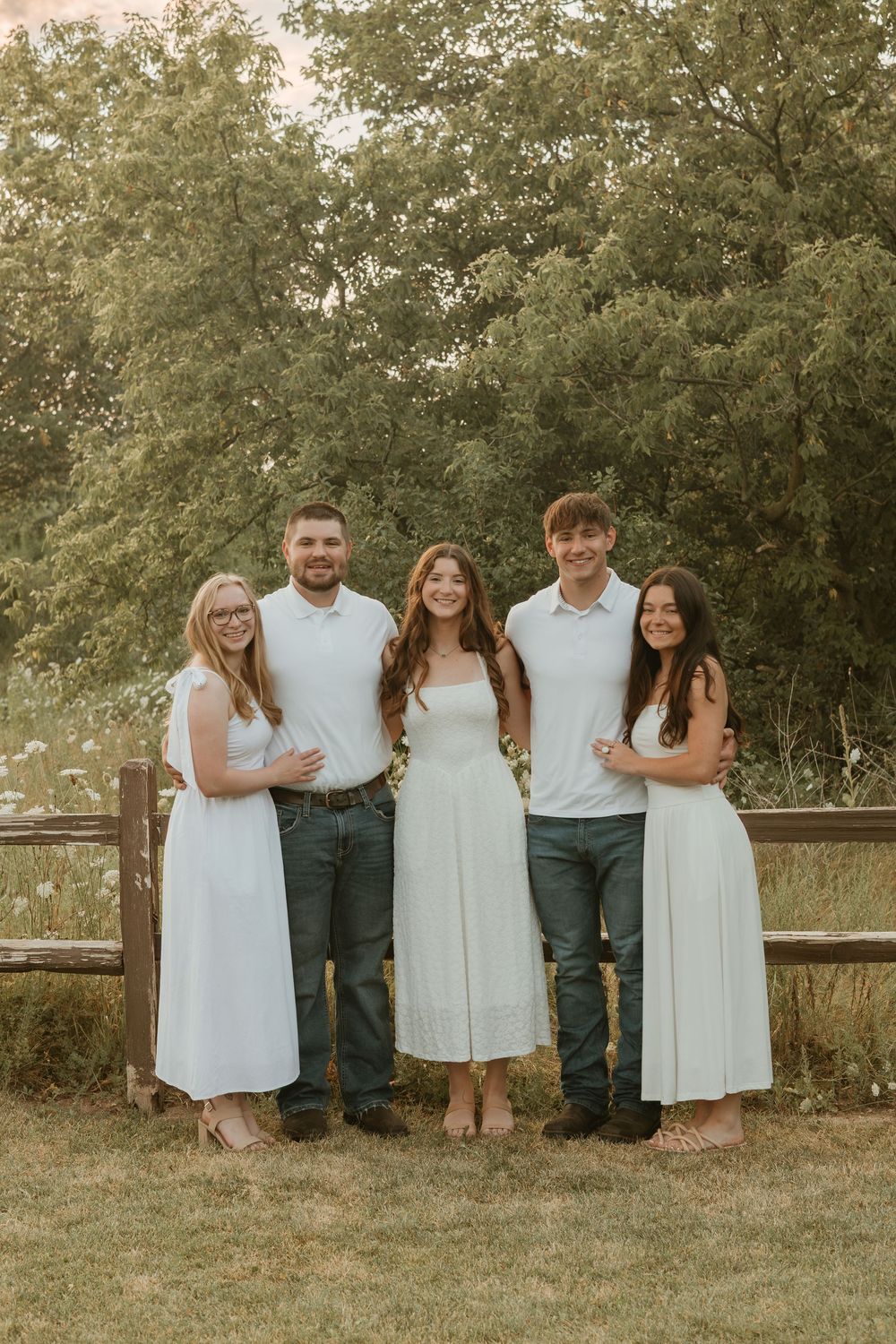 sunset family photos in field