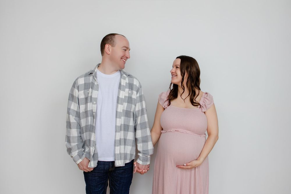 maternity photographer Watertown WI Kendall Kuss Photography