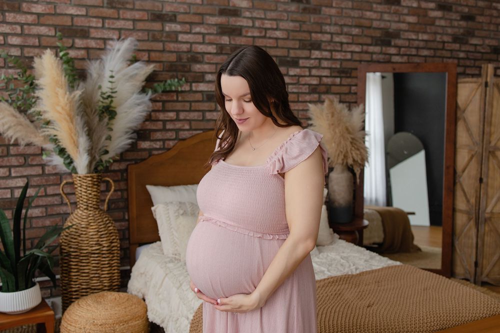 maternity photographer Watertown WI Kendall Kuss Photography