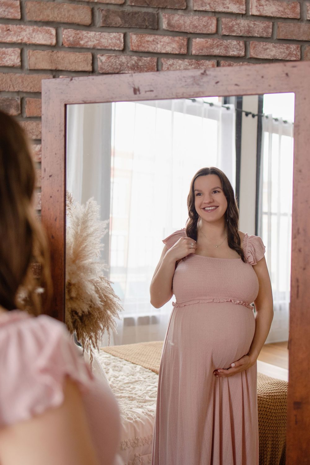 maternity photographer Watertown WI Kendall Kuss Photography